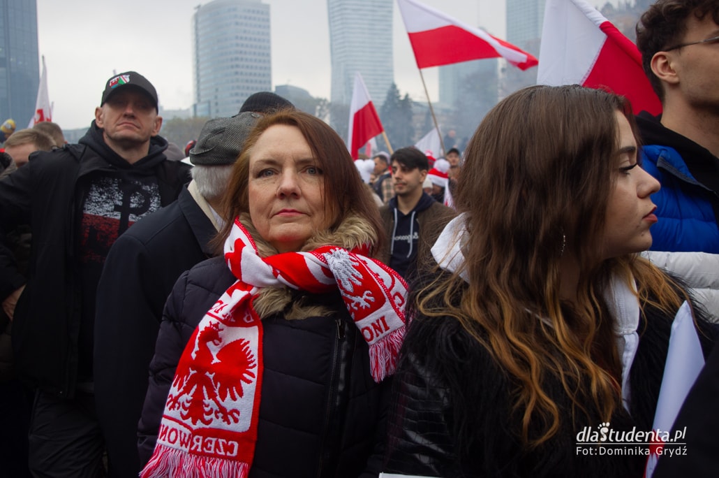 "Jeszcze Polska nie zginęła" - Marsz Niepodległości w Warszawie - zdjęcie nr 5