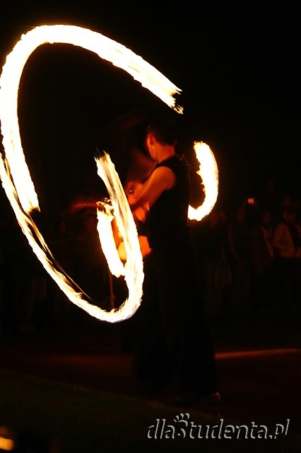 Pokaz tańca z ogniem - zdjęcie nr 4