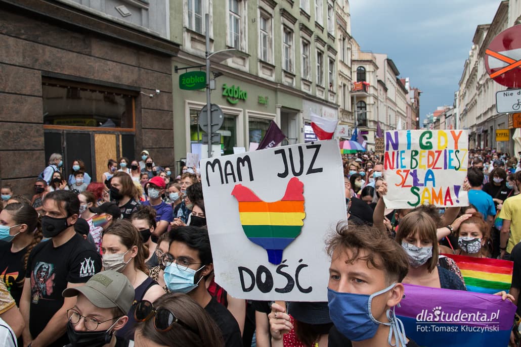 Poznań broni tęczy - manifestacja w obronie LGBT - zdjęcie nr 3