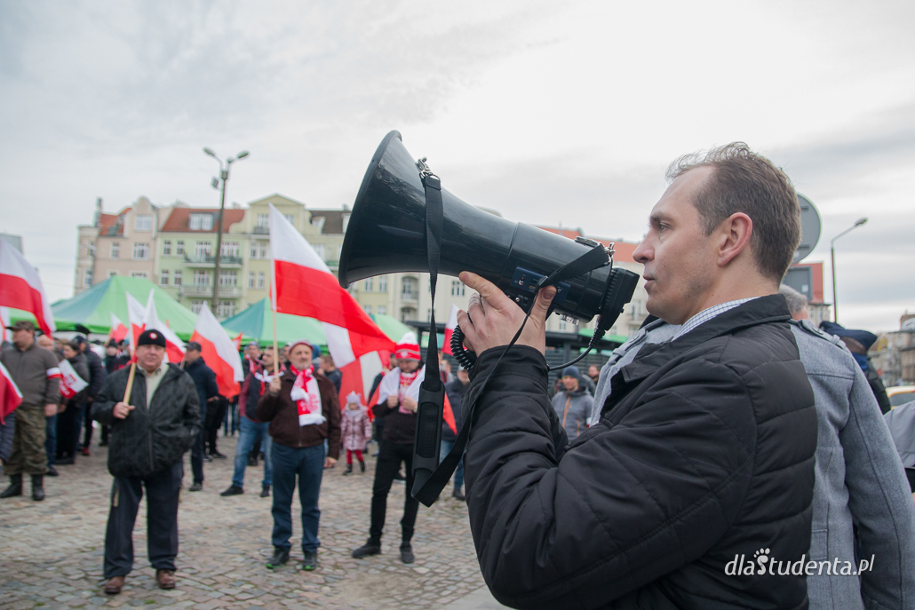 Marsz Niepodległości 2022 w Poznaniu - zdjęcie nr 6