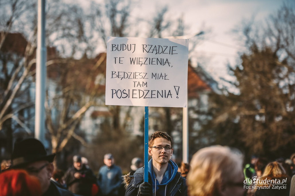 Protest Kobiet we Wrocławiu  - zdjęcie nr 8