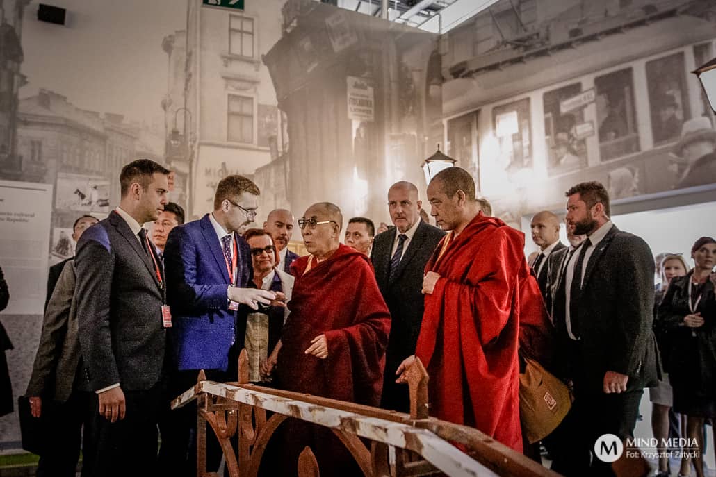 Wizyta Dalajlamy XIV w Centrum Historii Zajezdnia - zdjęcie nr 4