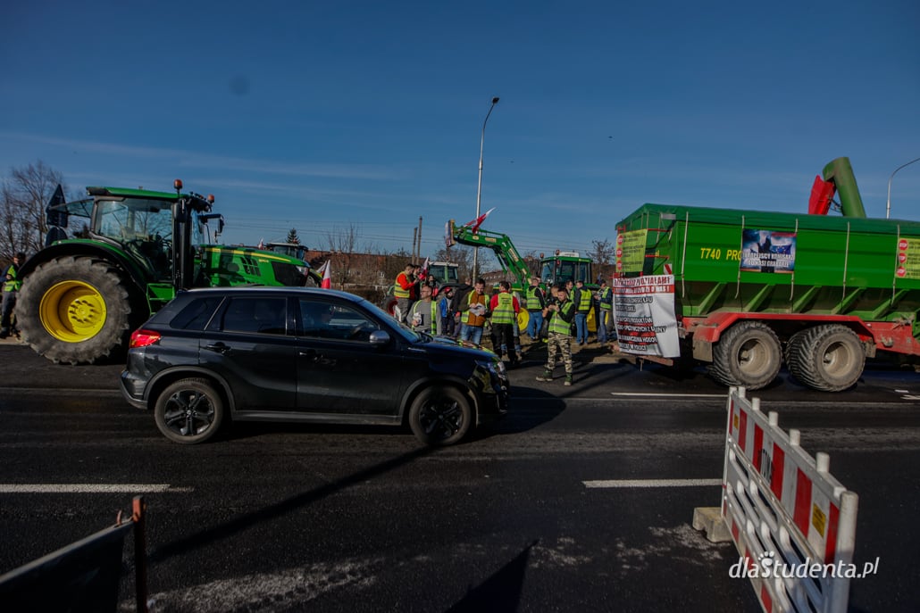 Drugi dzień protestu rolników na Dolnym Śląsku  - zdjęcie nr 8