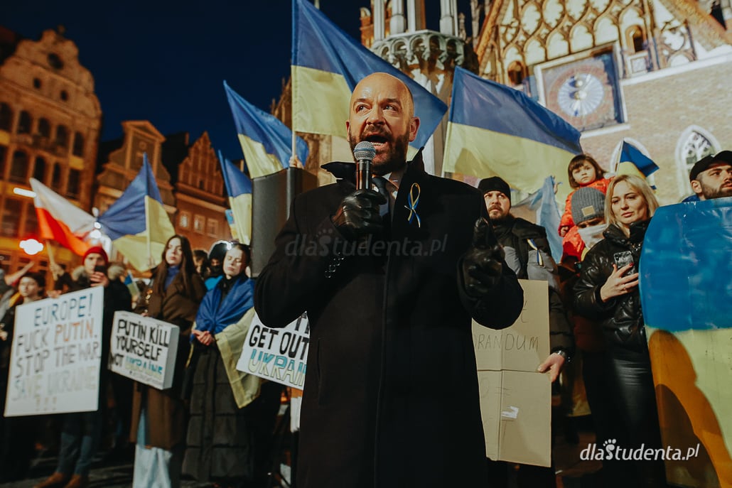 Solidarnie z Ukrainą - manifestacja poparcia we Wrocławiu - zdjęcie nr 2