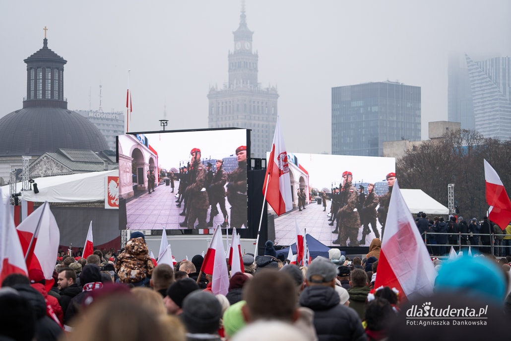 "Jeszcze Polska nie zginęła" - Marsz Niepodległości w Warszawie - zdjęcie nr 9