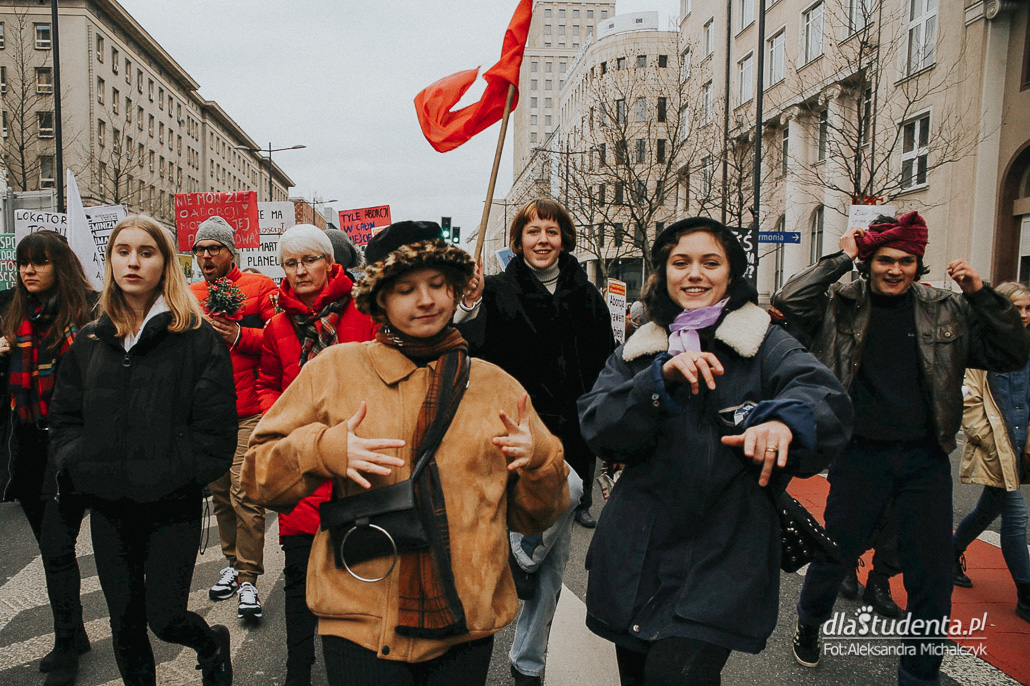 Feminizm dla Klimatu. Klimat na antykapitalizm - manifa w Warszawie - zdjęcie nr 10