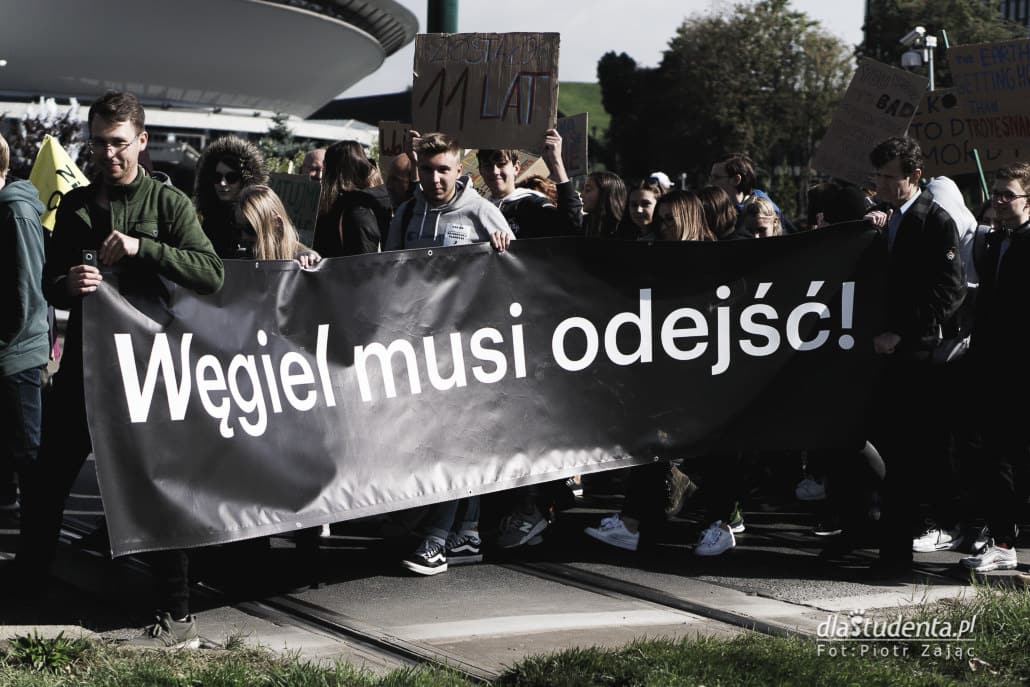 Młodzieżowy Strajk Klimatyczny w Katowicach - zdjęcie nr 4