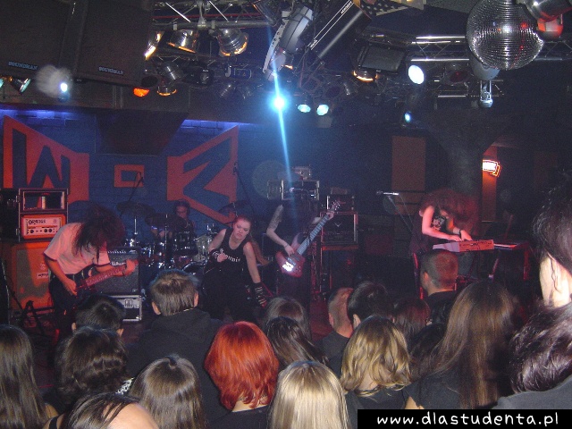 Dark Stars Festival 2004 - zdjęcie nr 2