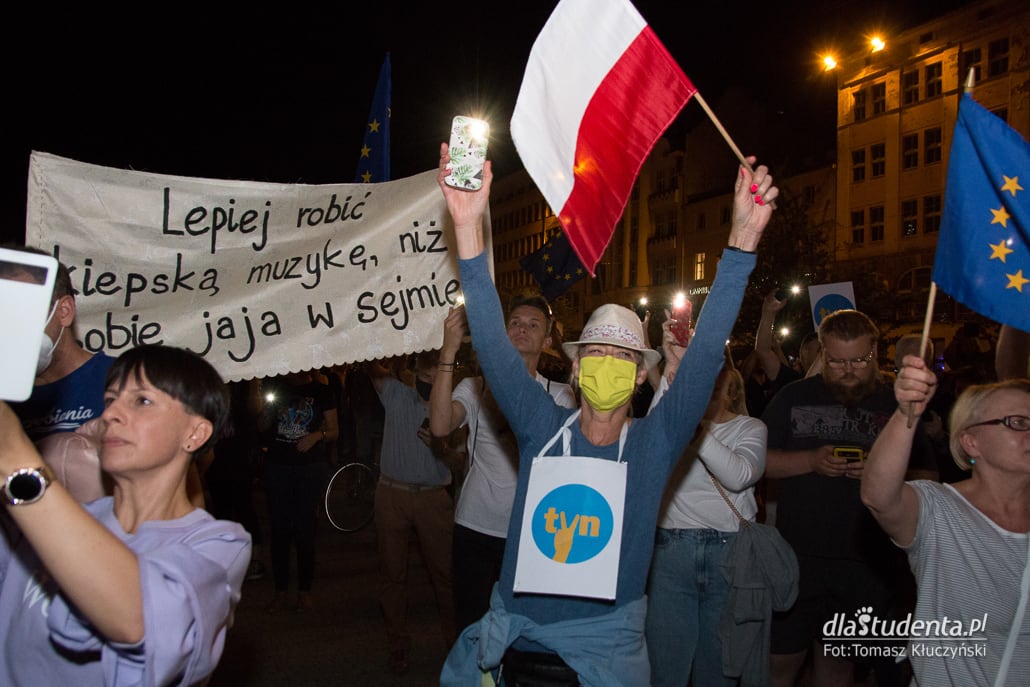 Wolne Media - protest w Poznaniu  - zdjęcie nr 11