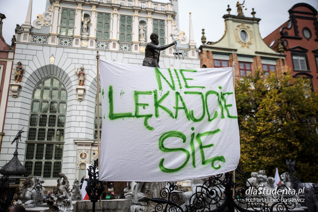 Manifestacja antycovidowców w Gdańsku - zdjęcie nr 10