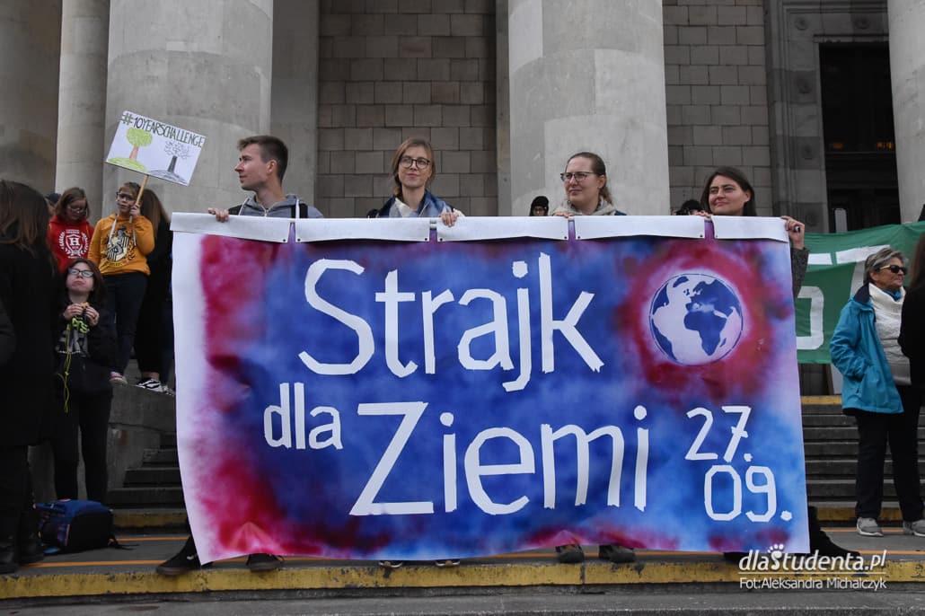 Młodzieżowy Strajk Klimatyczny w Warszawie - zdjęcie nr 6