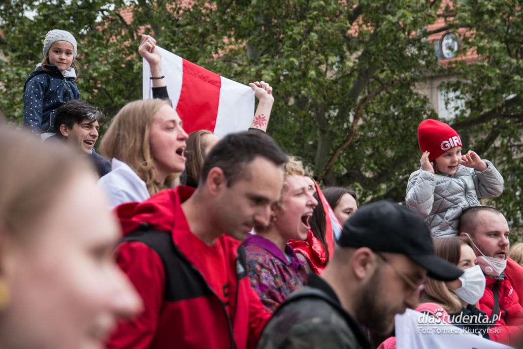 Krzyk dla Białorusi - manifestacja w Poznaniu  - zdjęcie nr 8