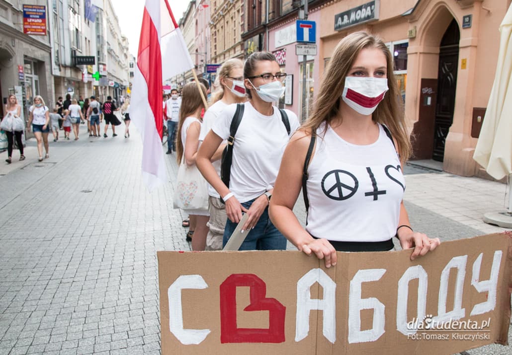 Tak dla Wolności! Nie dla Przemocy! - manifestacja w Poznaniu. - zdjęcie nr 1