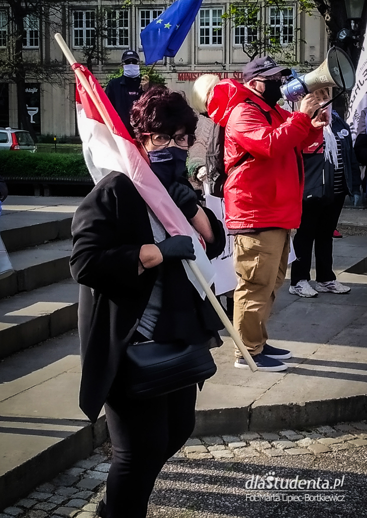 Protest w obronie demokracji w Gdańsku - zdjęcie nr 10