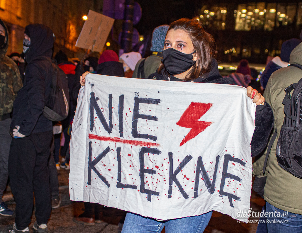 Strajk Kobiet 2021: Czas próby - manifestacja w Warszawie - zdjęcie nr 6