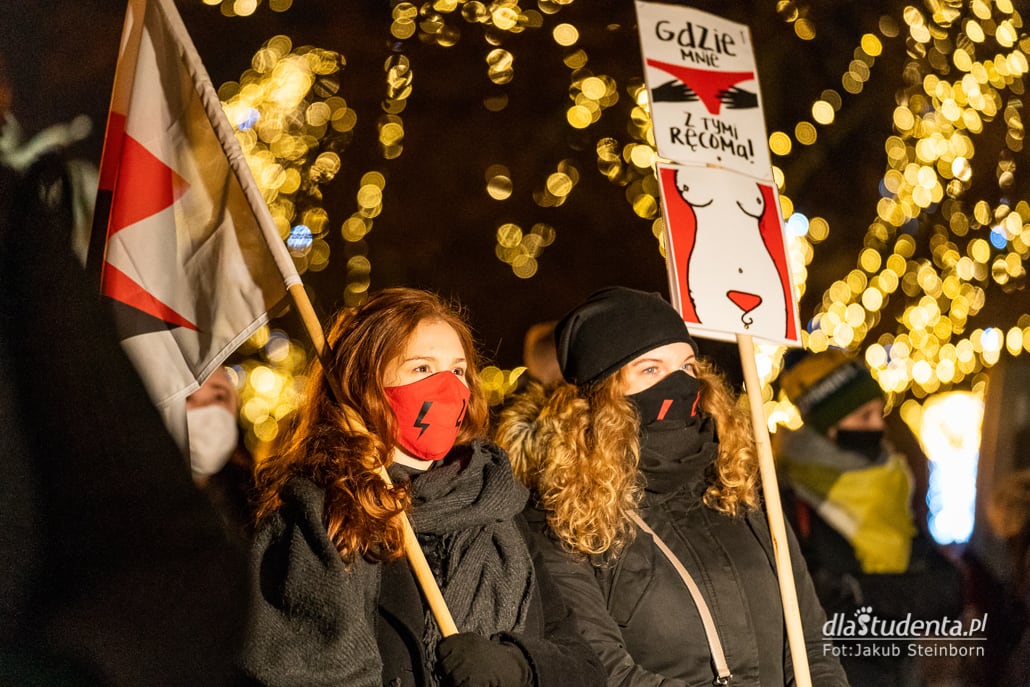 Strajk Kobiet 2021: Spontaniczny spacer w Gdańsku - zdjęcie nr 2