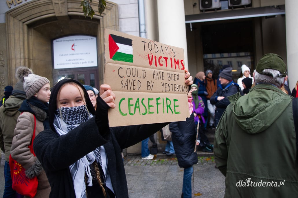  "Ani jednej bomby więcej - wolna Palestyna" - demonstracja przeciwko wojnie w Palestynie - zdjęcie nr 4
