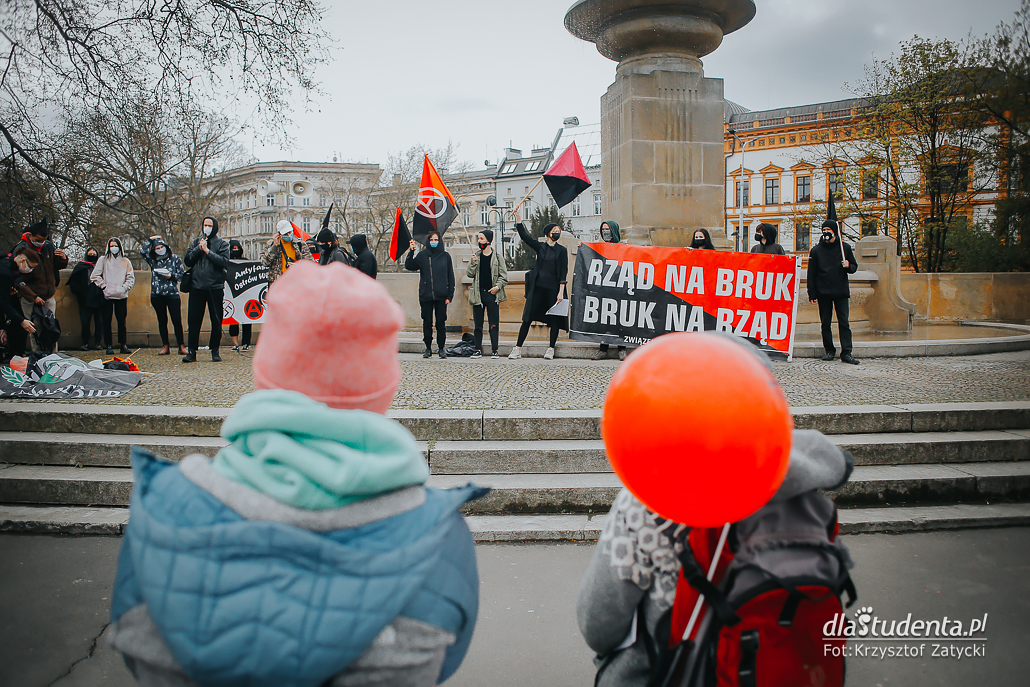 Walcz z wirusem kapitalizmu - manifestacja we Wrocławiu  - zdjęcie nr 4