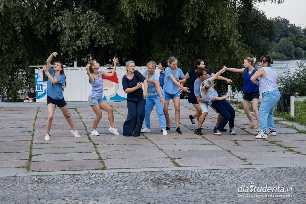 XVII Międzynarodowy Festiwal Tańca Zawirowania - dzień pierwszy  - zdjęcie nr 11