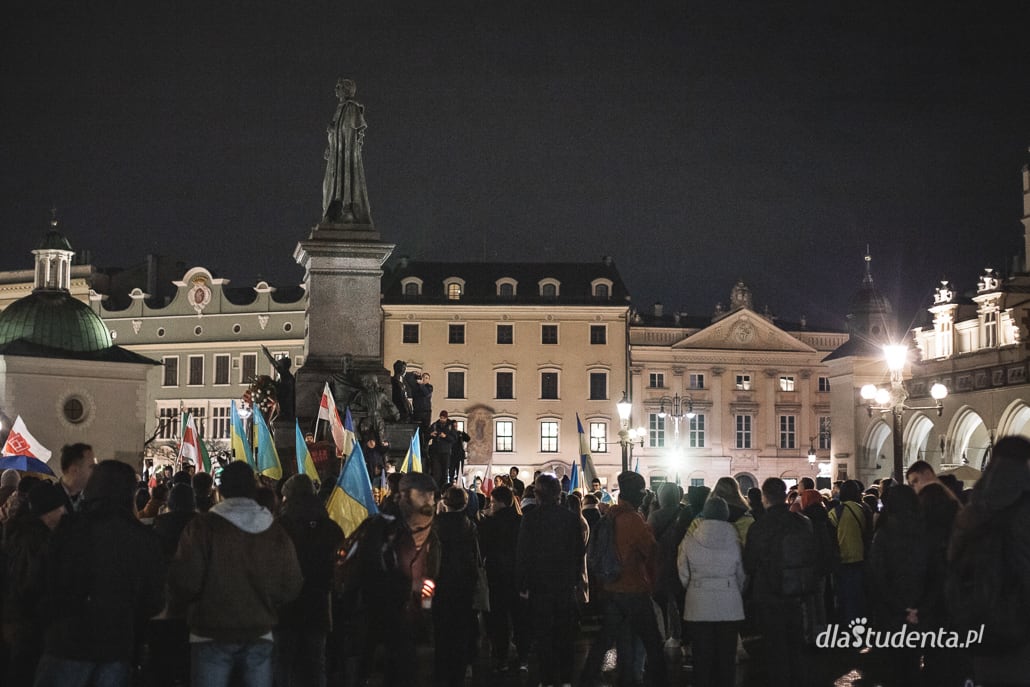 Marsz "Razem do zwycięstwa" i "Razem dla pokoju" w Krakowie  - zdjęcie nr 5