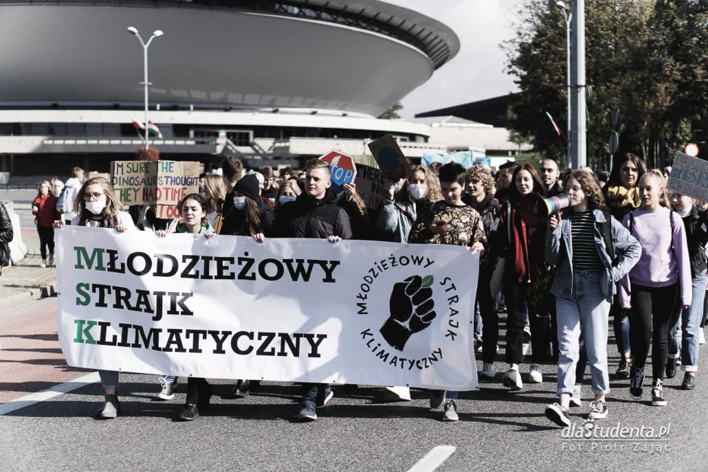 Młodzieżowy Strajk Klimatyczny w Katowicach - zdjęcie nr 3