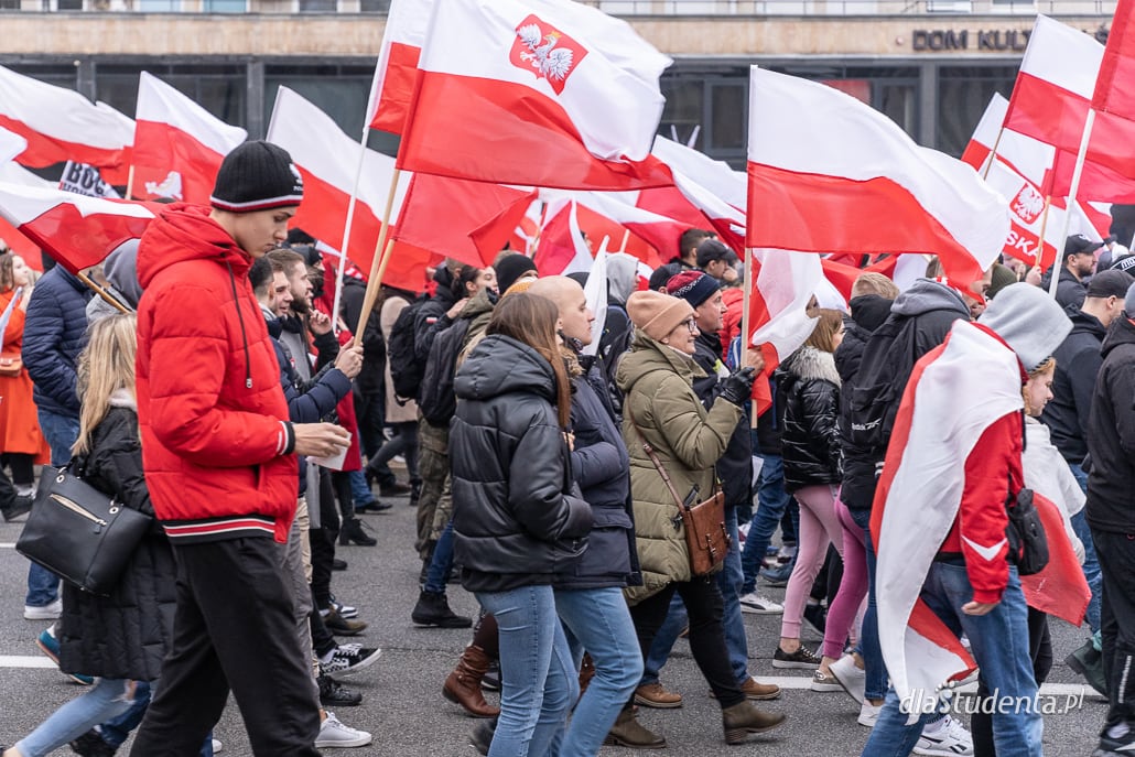 Marsz Niepodległości 2022 w Warszawie  - zdjęcie nr 10