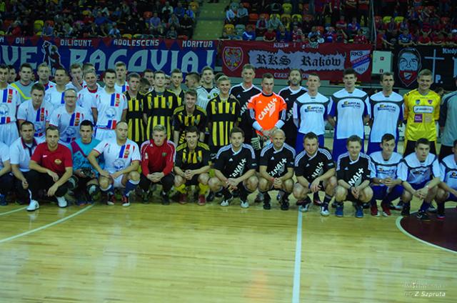 Piłkarska Gwiazdka  2013 w Częstochowie - zdjęcie nr 9