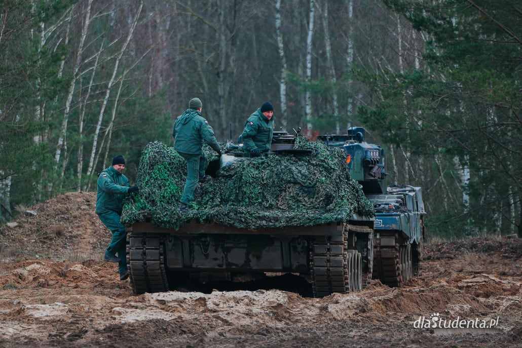 Prezydent RP na szkoleniu ukraińskich załóg czołgów Leopard  - zdjęcie nr 4
