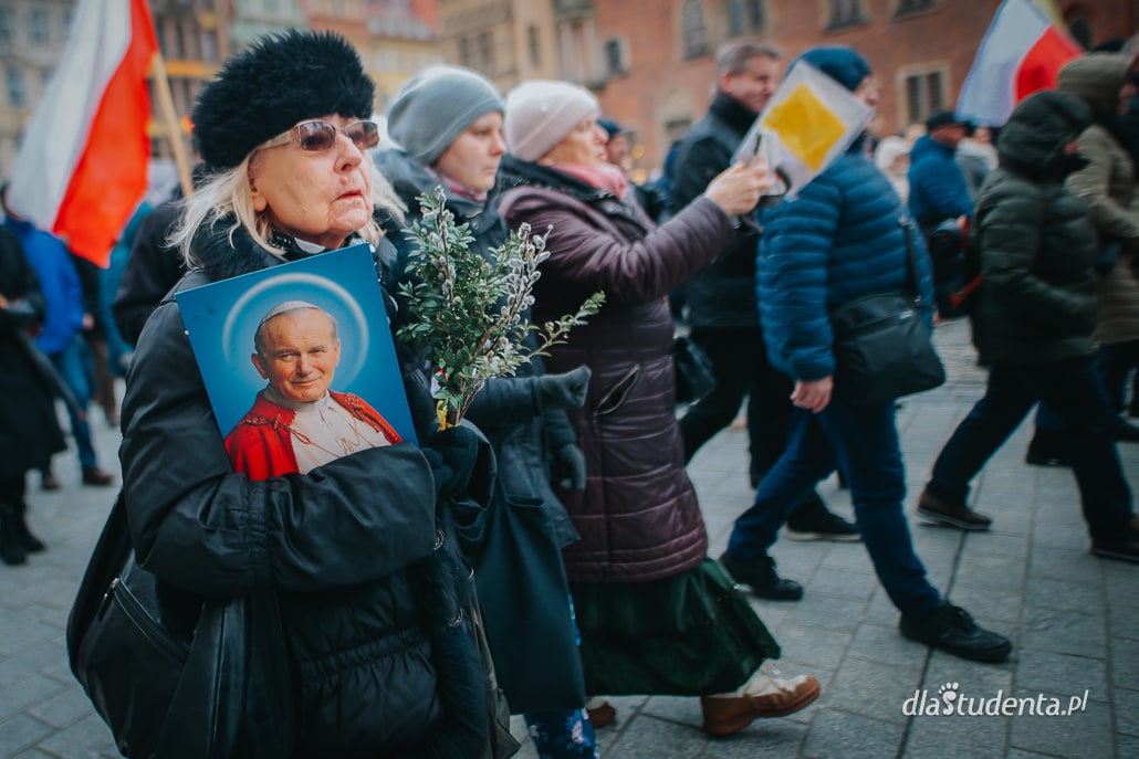 Marsz w obronie Jana Pawła II we Wrocławiu - zdjęcie nr 8