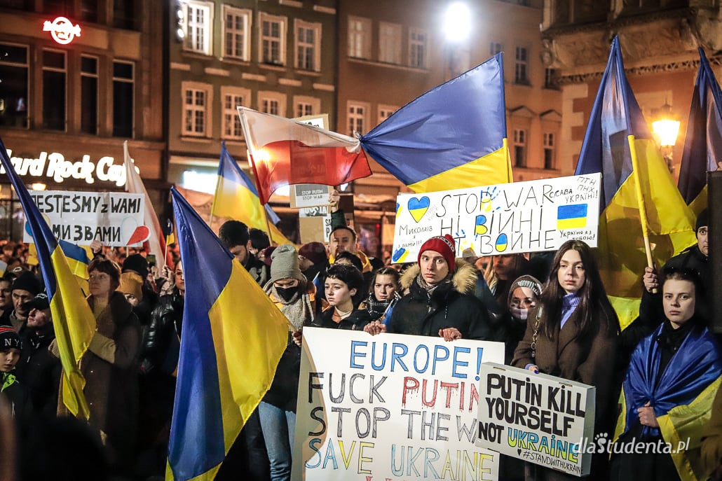 Solidarnie z Ukrainą - manifestacja poparcia we Wrocławiu - zdjęcie nr 10