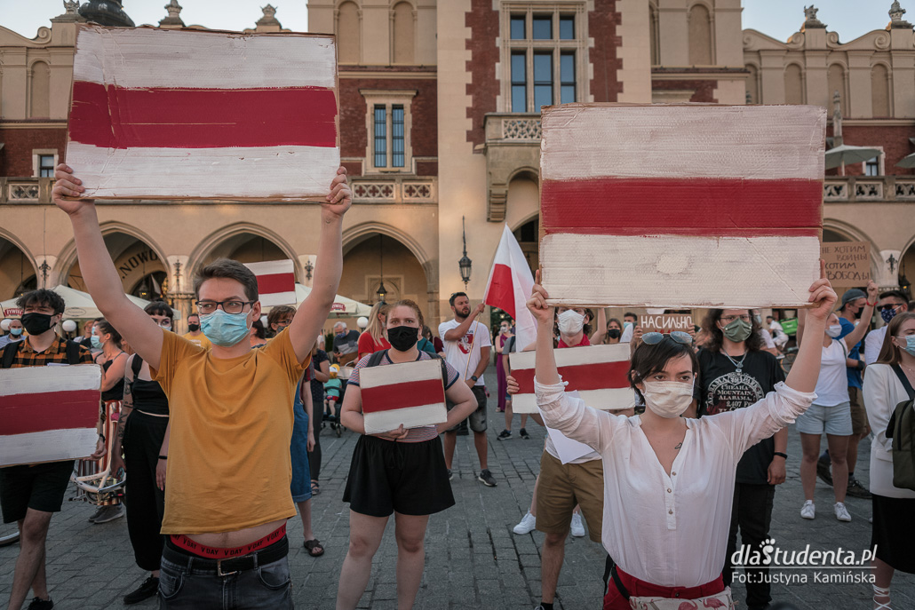 Akcja solidarności z Białorusią - manifestacja w Krakowie - zdjęcie nr 7