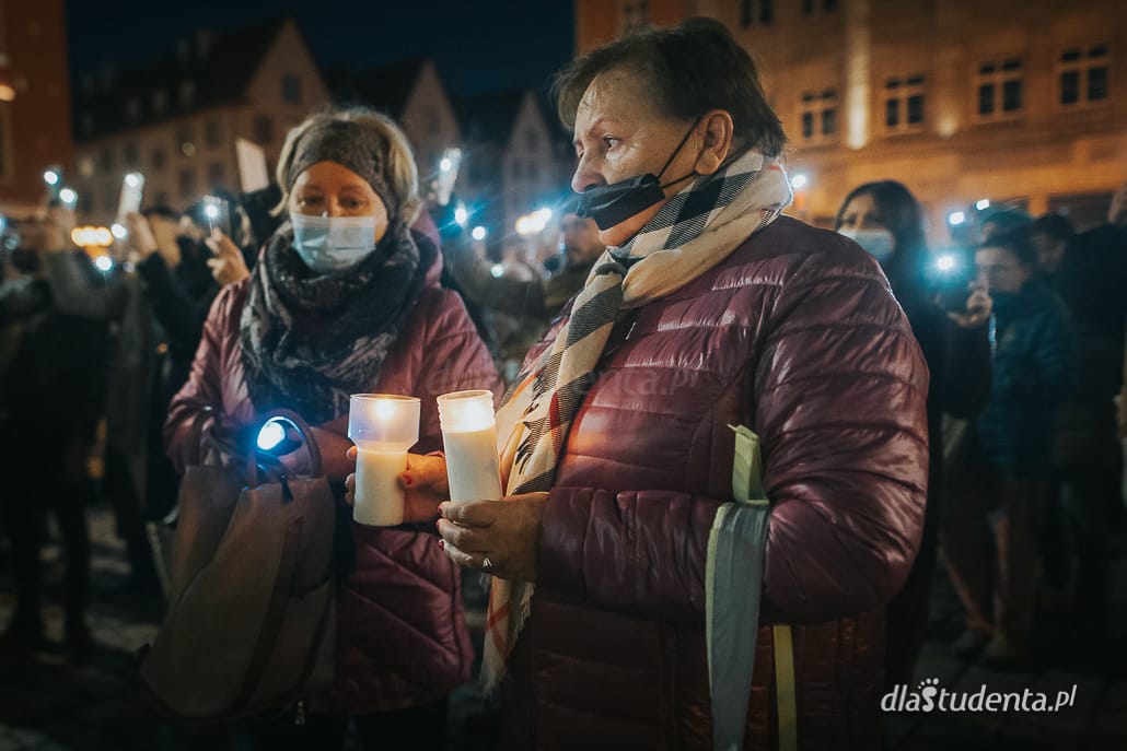 Macie krew na rękach - manifestacja we Wrocławiu  - zdjęcie nr 9