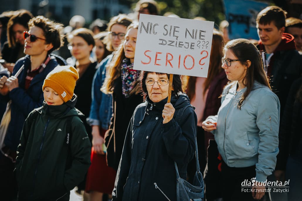 Młodzieżowy Strajk Klimatyczny we Wrocławiu - zdjęcie nr 8