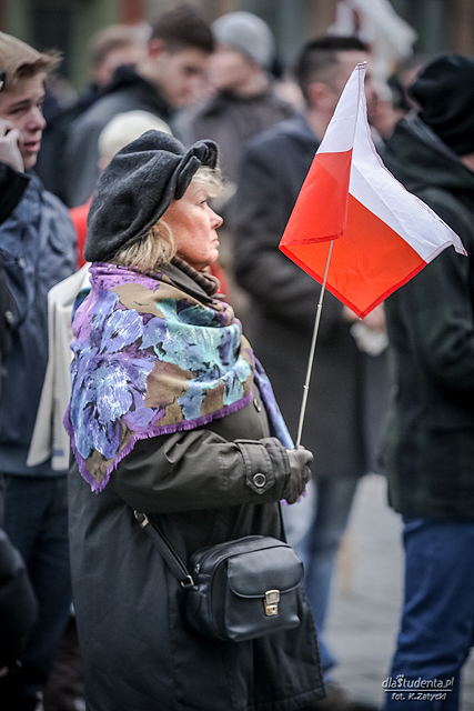 Paweł Kukiz wraz z manifestantami żądają powtórzenia wyborów  - zdjęcie nr 9