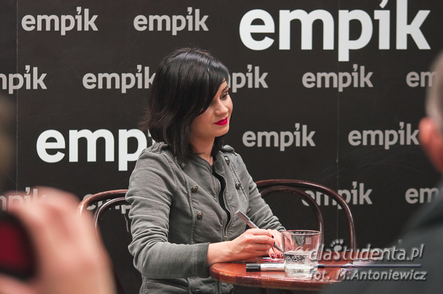 Ewelina Lisowska podpisuje nową płytę na Empik Tour 2014 - zdjęcie nr 6