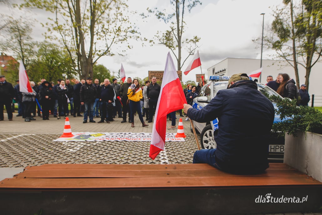 Protest przeciwko toksycznym odpadom we Wrocławiu  - zdjęcie nr 10
