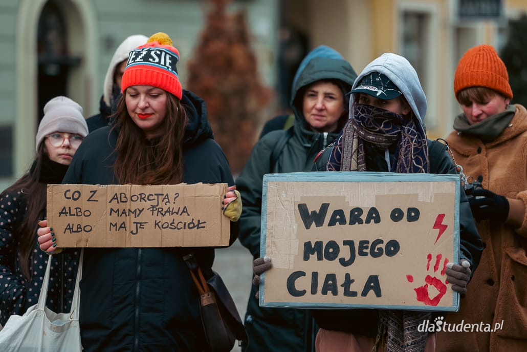 Dostępna aborcja teraz! - protest we Wrocławiu  - zdjęcie nr 4
