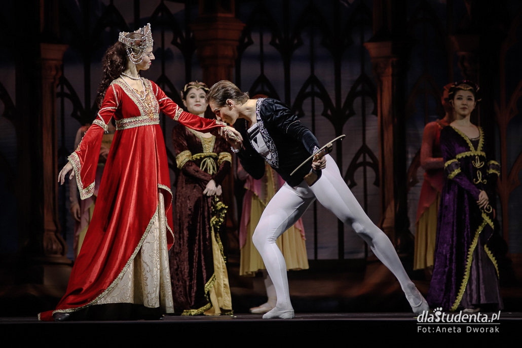 The Royal Moscow Ballet: Jezioro Łabędzie - zdjęcie nr 2