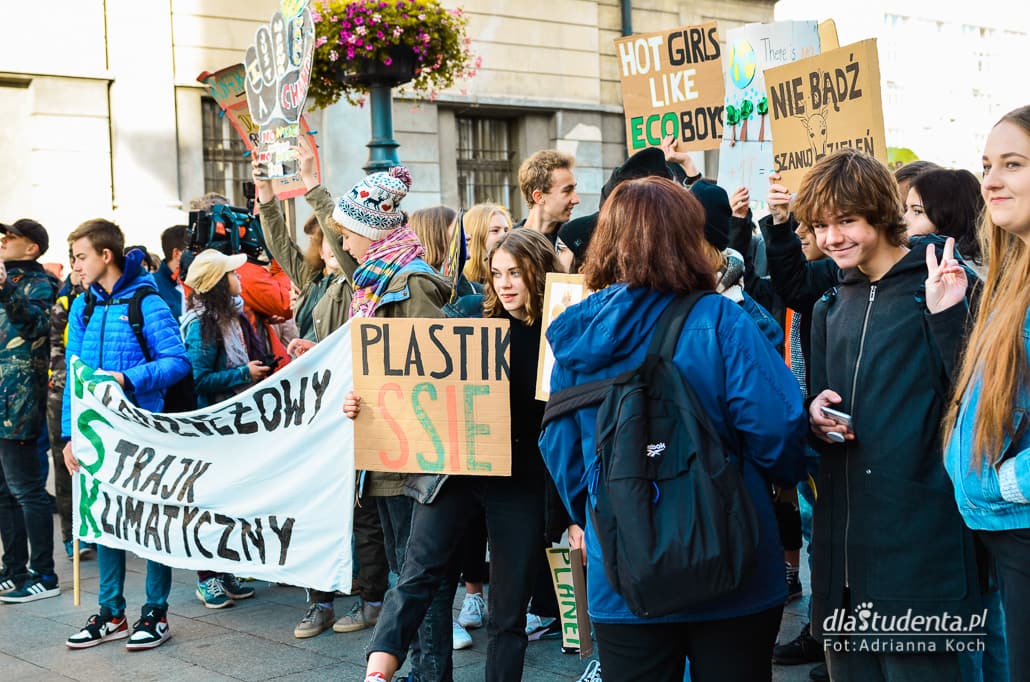 Młodzieżowy Strajk Klimatyczny w Łodzi - zdjęcie nr 9