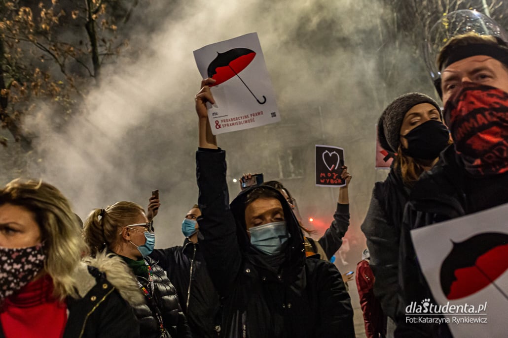 Strajk Kobiet - manifestacja w Warszawie - zdjęcie nr 8