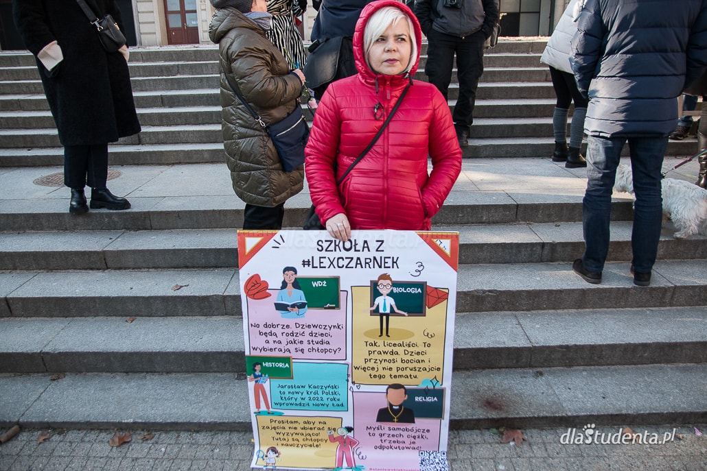 Protest przeciw "lex Czarnek" w Poznaniu - zdjęcie nr 2