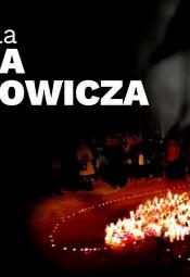 Zapłonęło serce dla Pawła Adamowicza w Gdańsku