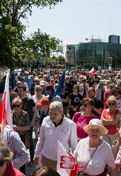 Poznań: Manifestacja poparcia dla Marszu 4 czerwca w Warszawie