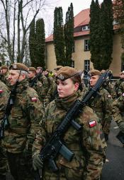 Uroczysta przysięga żołnierzy 16 Dolnośląskiej Brygady Obrony Terytorialnej we Wrocławiu