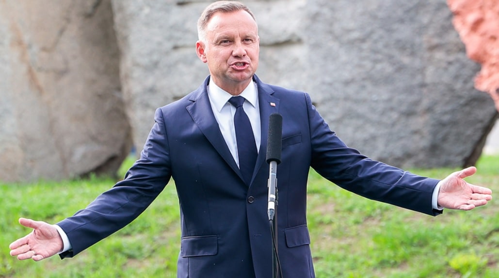 Andrzej Duda podjął decyzję w sprawie pierwszego kroku po wyborach. Wieczorem wygłosi orędzie