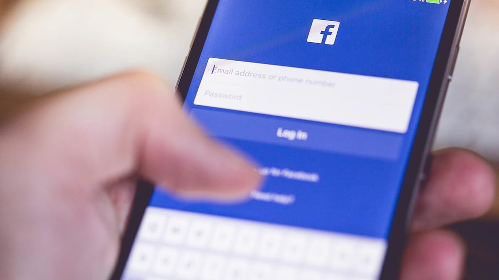 9 najbardziej denerwujących typów osób na facebook'u
