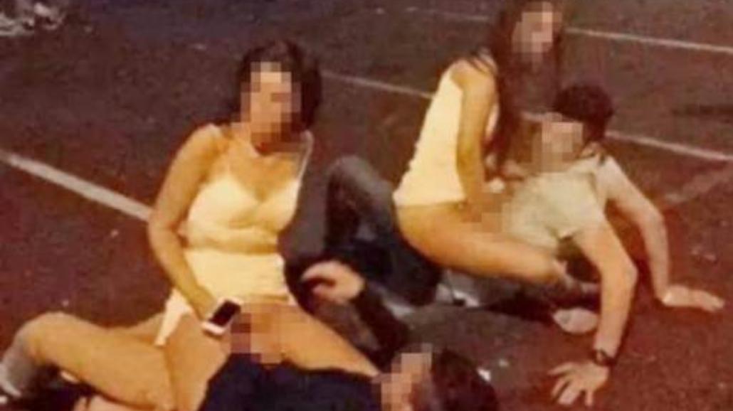 Studentki uprawiają seks na parkingu przed klubem [+18]