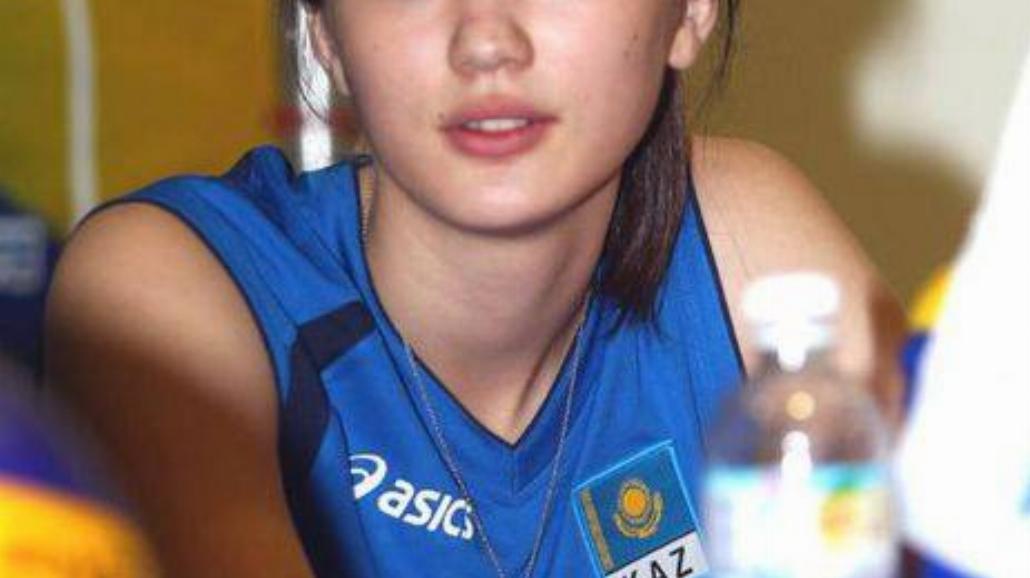 Dziewczyna na weekend - Sabina Altynbekova