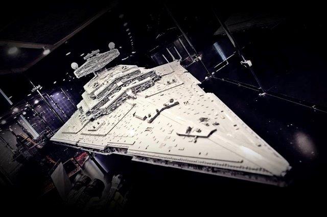 Największa W Polsce Wystawa Lego Lego Klocki Zabawa Stadion