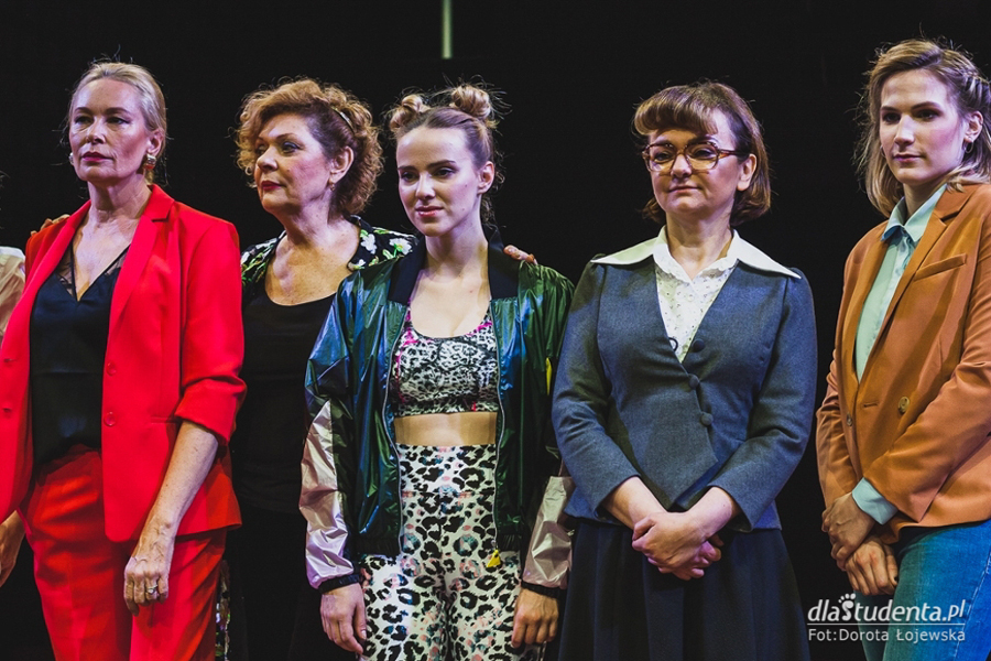 8 kobiet - spektakl Och Teatr